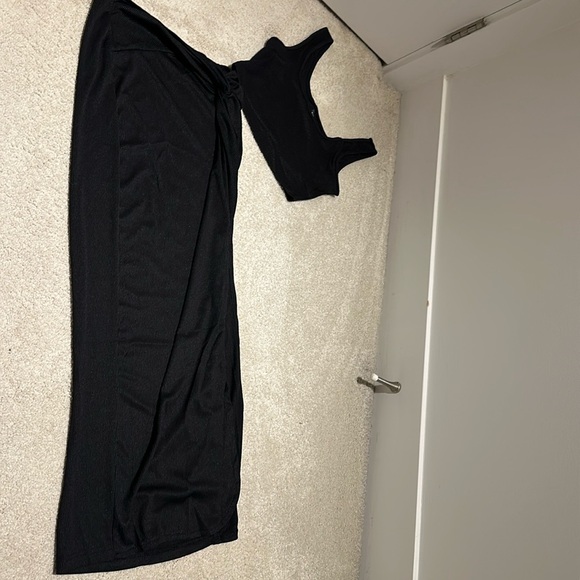 Solid Tank Top & Twist Front Split Thigh Skirt - Picture 6 of 6